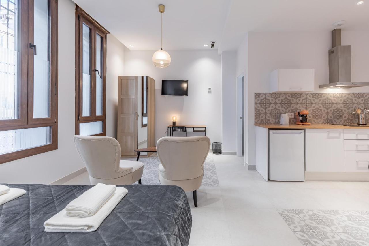 Gorgeous Apartment Close To City Centre Valencia Bagian luar foto