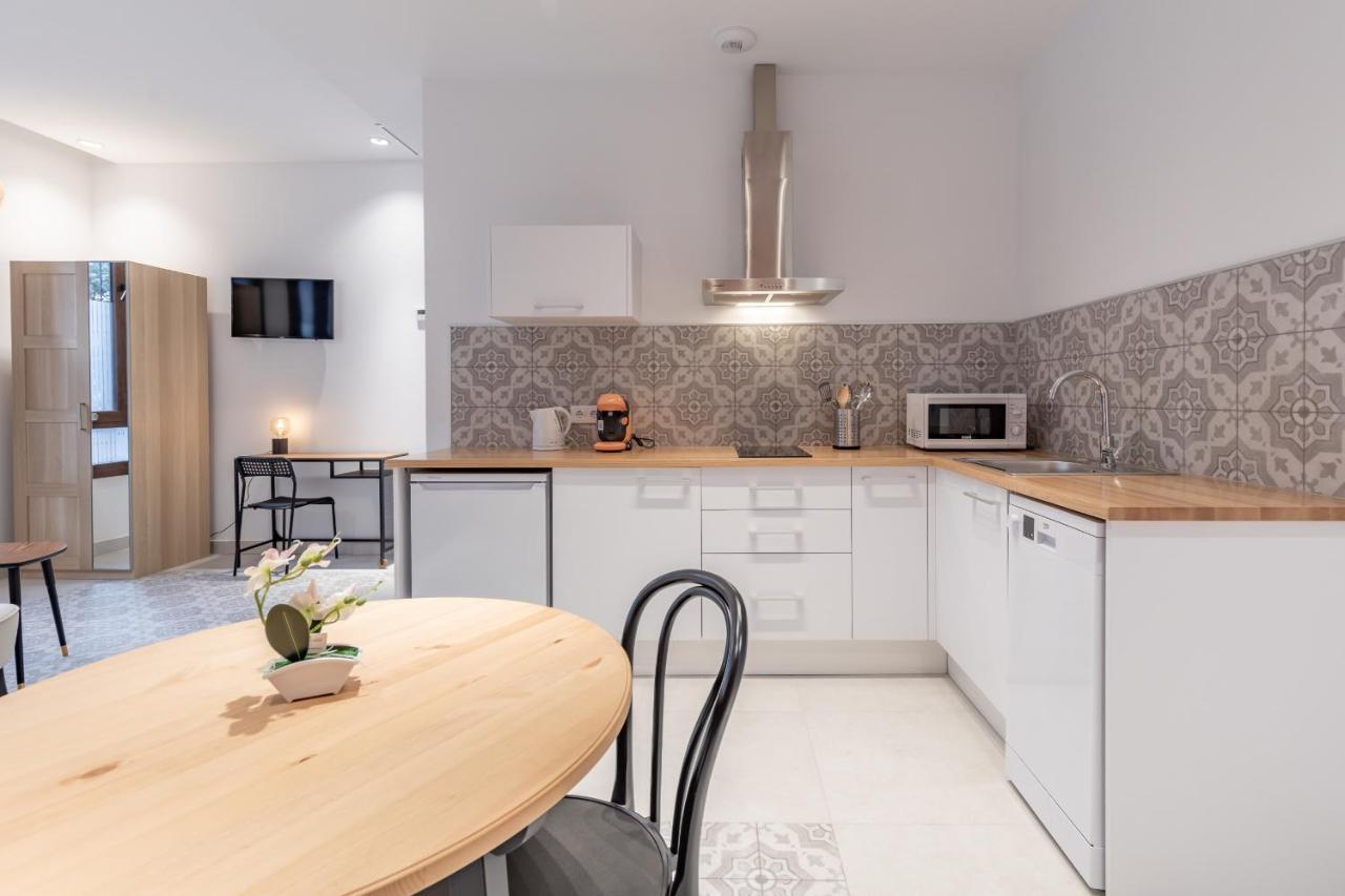 Gorgeous Apartment Close To City Centre Valencia Bagian luar foto