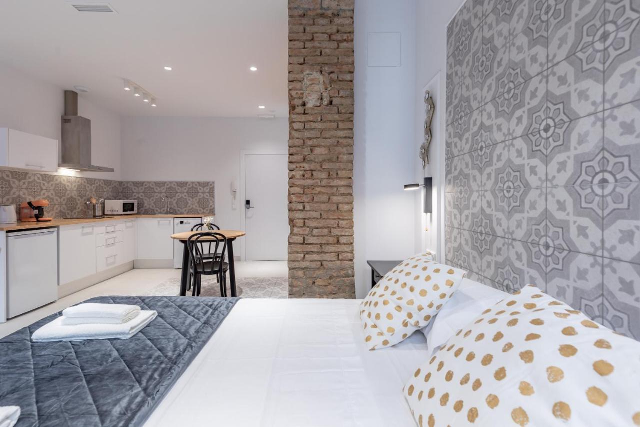 Gorgeous Apartment Close To City Centre Valencia Bagian luar foto