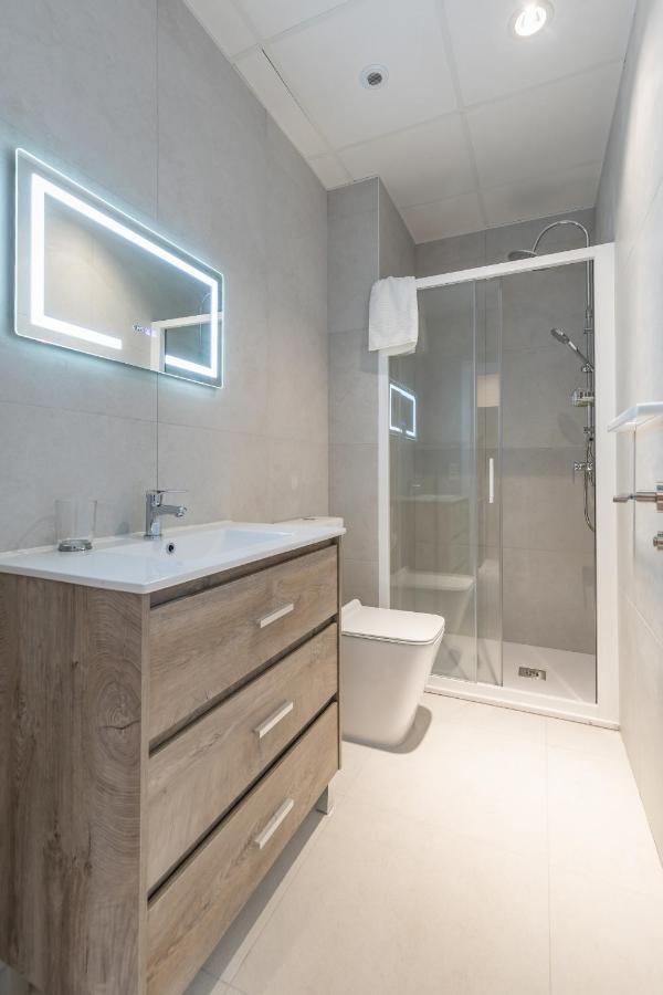 Gorgeous Apartment Close To City Centre Valencia Bagian luar foto