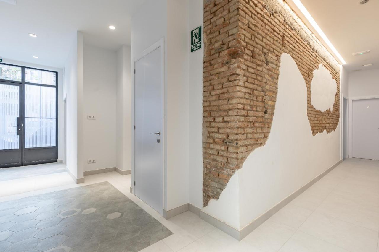 Gorgeous Apartment Close To City Centre Valencia Bagian luar foto