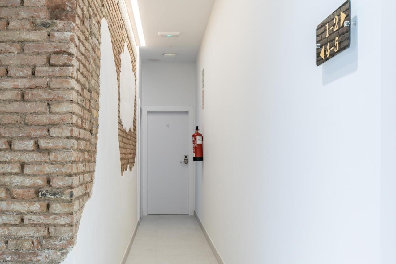Gorgeous Apartment Close To City Centre Valencia Bagian luar foto