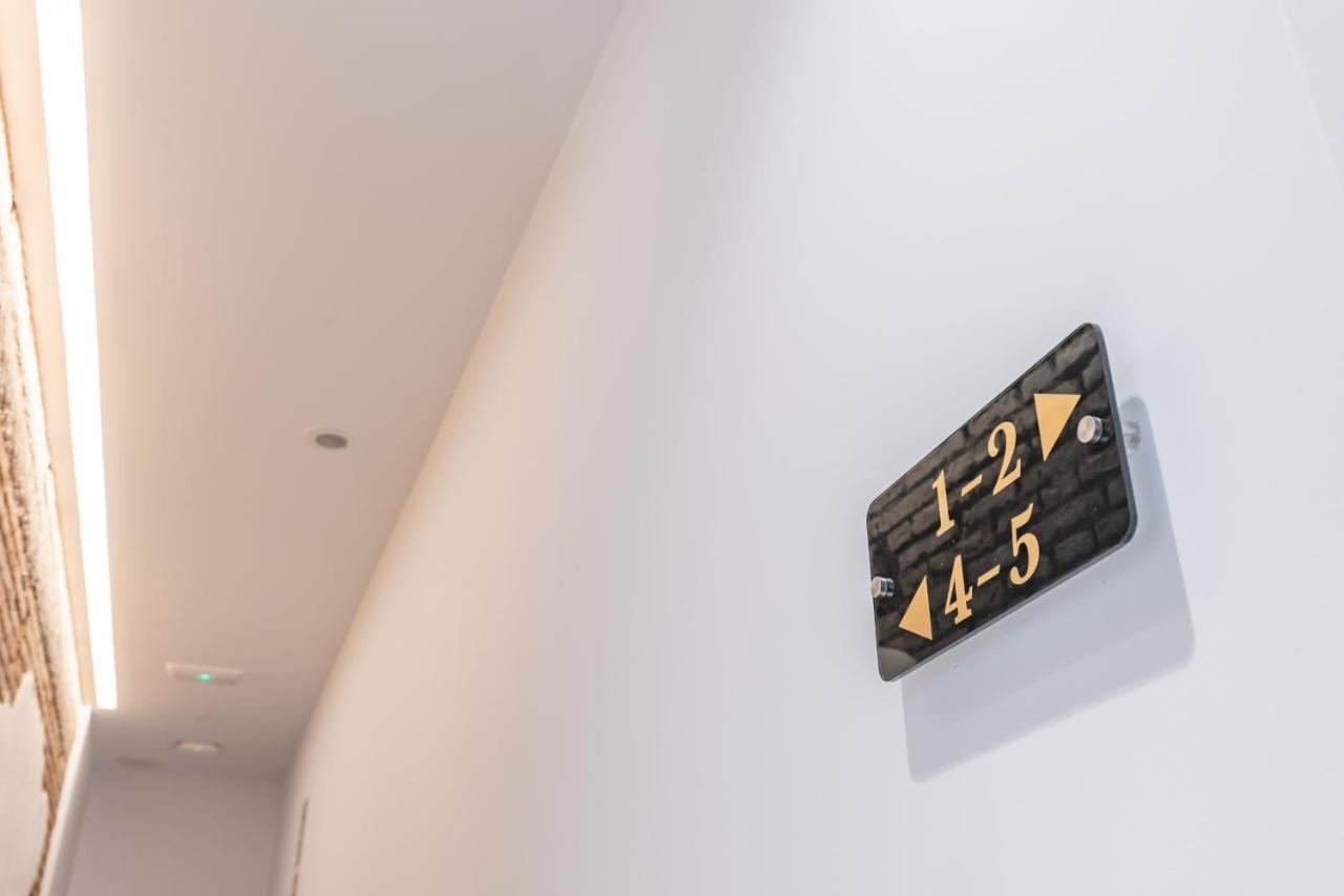 Gorgeous Apartment Close To City Centre Valencia Bagian luar foto